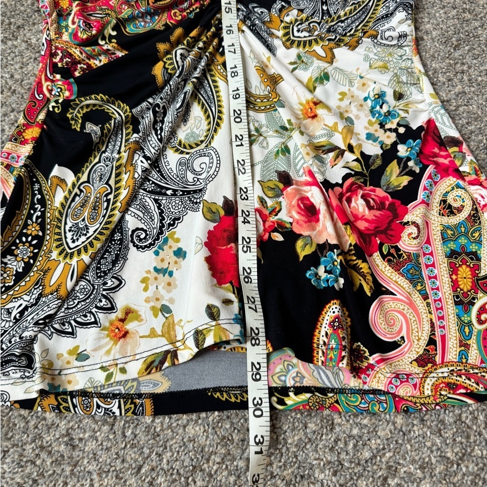 Floral Paisley Twist-Front Dress in Black & White - Picture 5 of 8